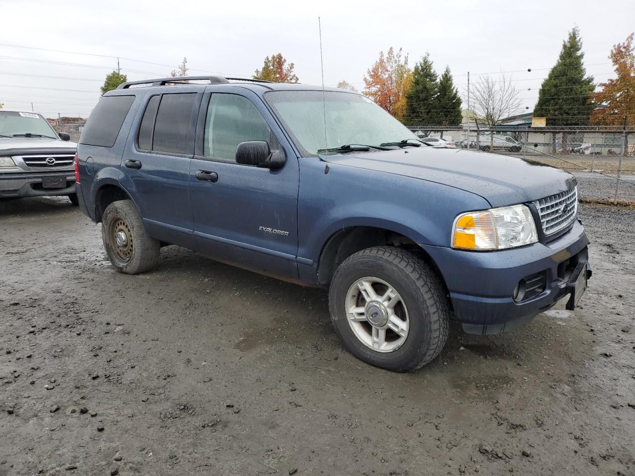2004 Ford Explorer VIN 1FMDU73K34UA44192 Copart auction photo, front end damage thumbnail 4