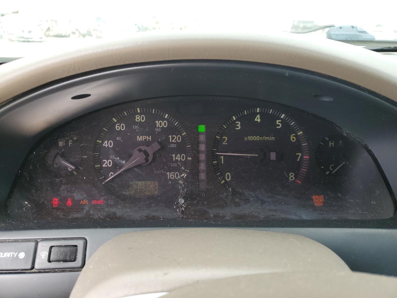2000 Infiniti I VIN JNKCA31A4YT203405 Copart auction photo, front end damage thumbnail 9