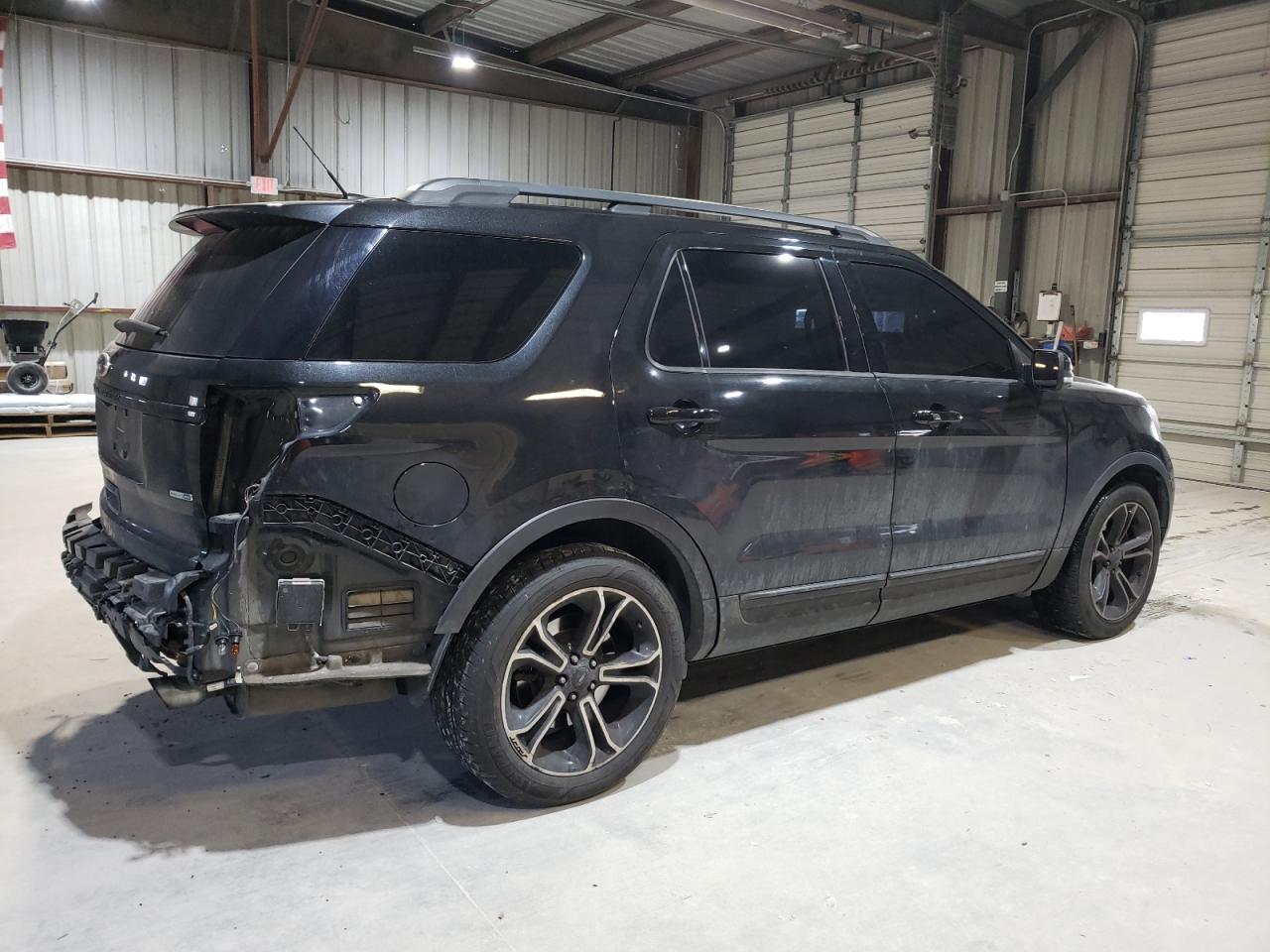 2014 Ford Explorer VIN 1FM5K8GT0EGA43584 Copart auction photo, rear end / minor dent/scratches damage thumbnail 3