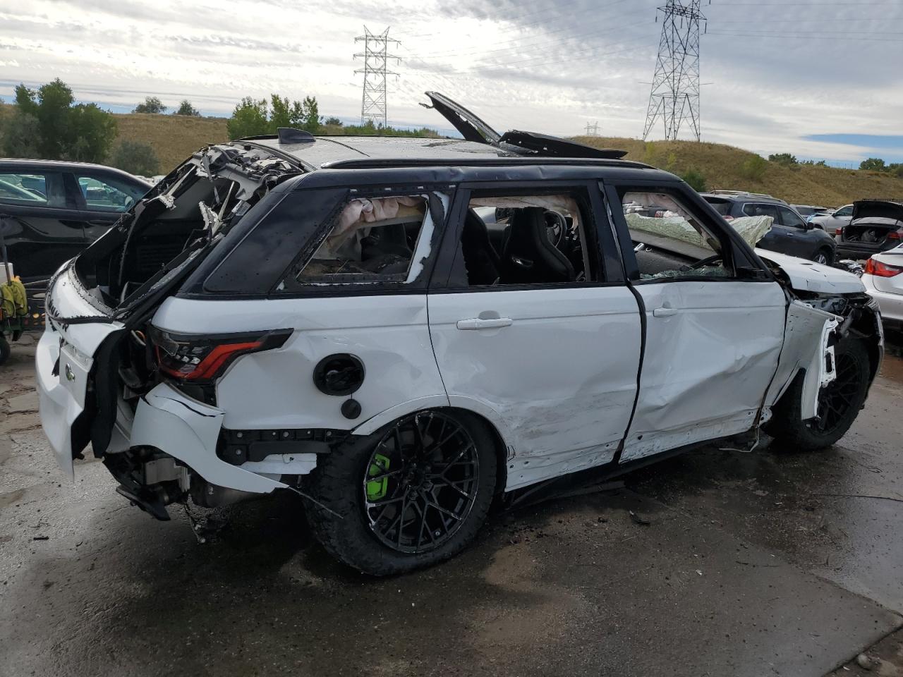 2019 Land Rover Range Rover VIN SALWZ2SE7KA837743 Copart auction photo, rollover damage thumbnail 3