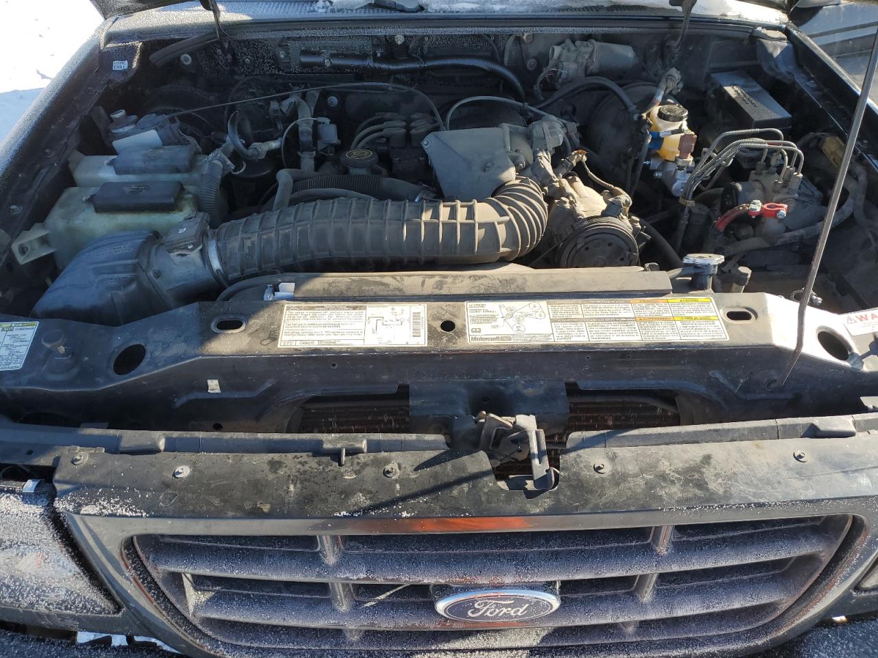 2000 Ford Ranger VIN 1FTZR15XXYTA81012 Copart auction photo, side / front end damage thumbnail 11