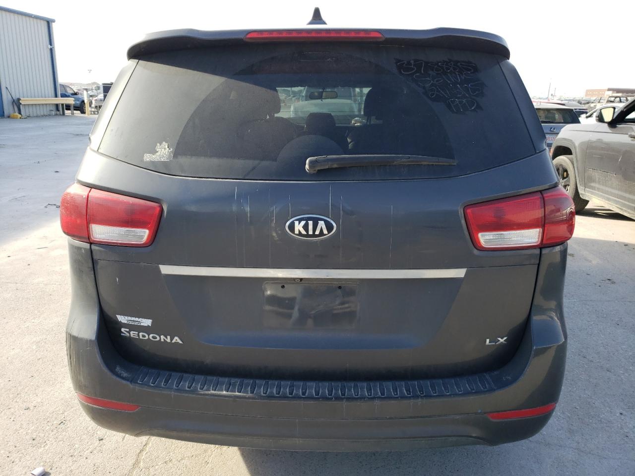 2017 KIA Sedona VIN KNDMB5C15H6233166 Copart auction photo, front end / rear end damage thumbnail 6