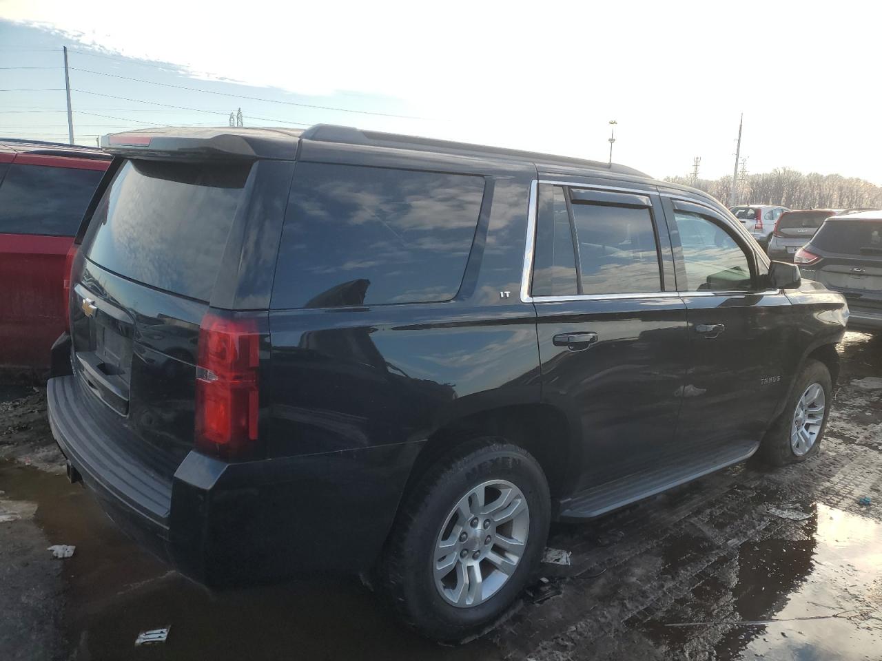 2020 Chevrolet Tahoe VIN 1GNSKBKC8LR152041 Copart auction photo, front end damage thumbnail 3