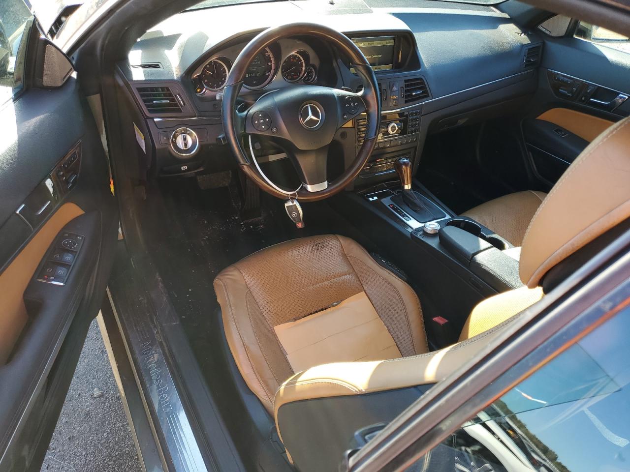 2011 Mercedes-Benz E-klasse VIN WDDKK7CF1BF043196 Copart auction photo, front end / side damage thumbnail 8