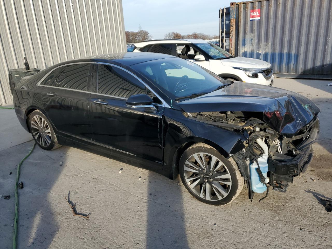 2017 Lincoln MKZ VIN 3LN6L5D92HR623988 Copart auction photo, front end damage thumbnail 4