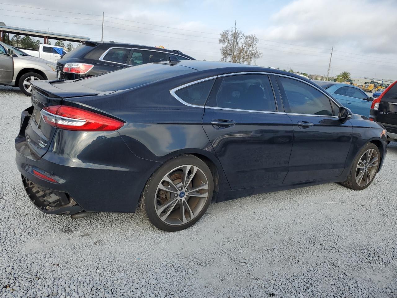 2020 Ford Fusion VIN 3FA6P0K91LR119574 Copart auction photo, side / rear end damage thumbnail 3