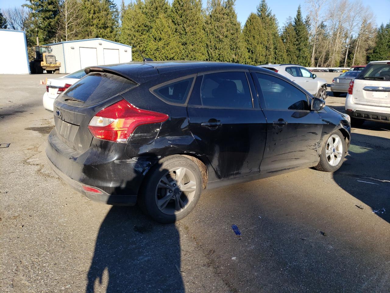 2014 Ford Focus VIN 1FADP3K26EL392023 Copart auction photo, front end / rear end damage thumbnail 3