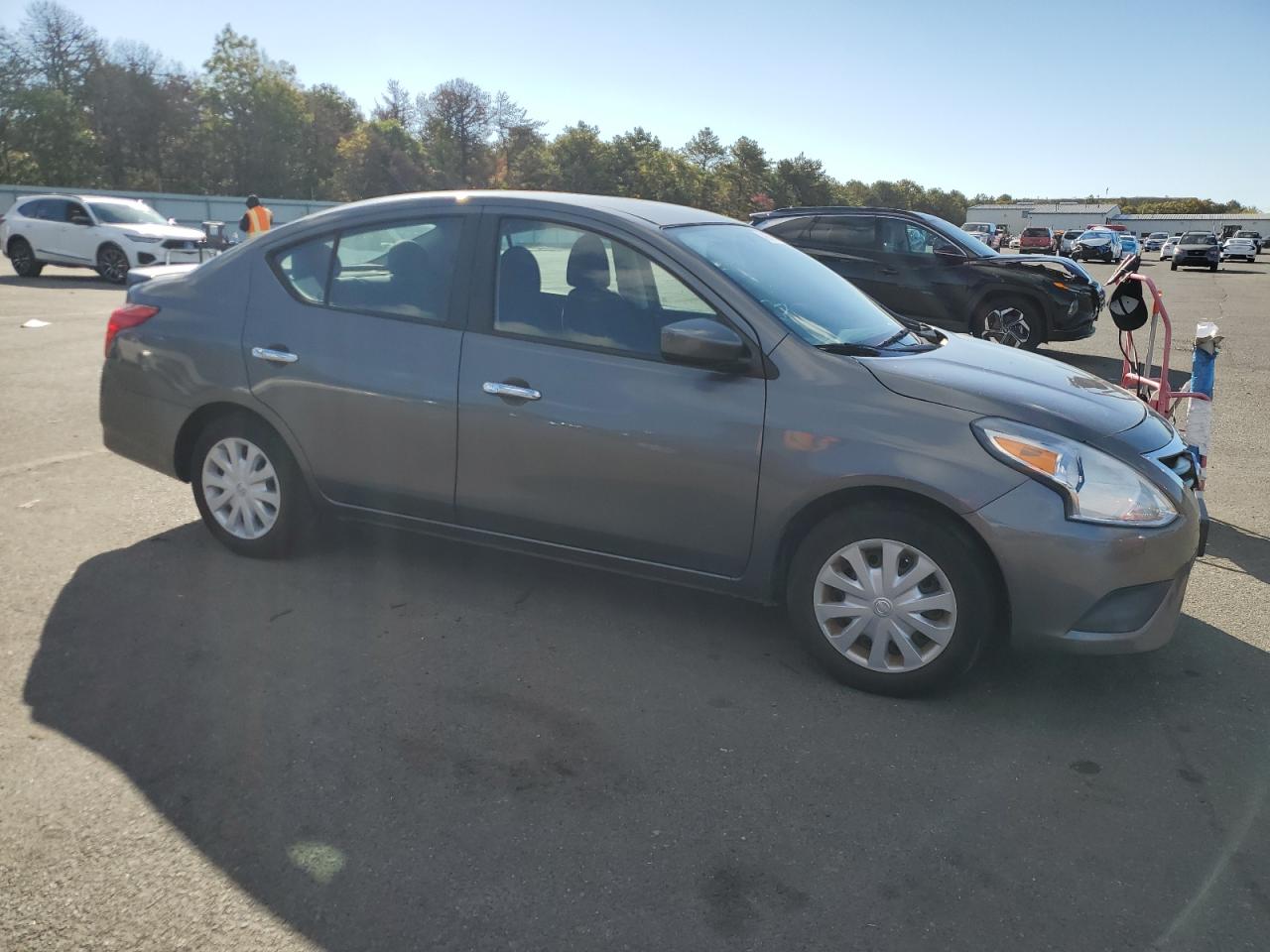 2016 Nissan Versa VIN 3N1CN7AP1GL843384 Copart auction photo, minor dent/scratches damage thumbnail 4