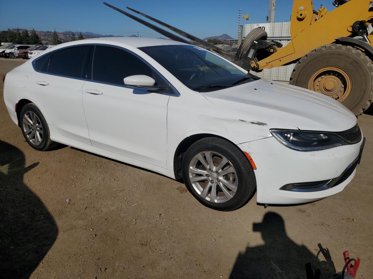2015 Chrysler 200 VIN 1C3CCCAB8FN624733 Copart auction photo, front end damage thumbnail 4