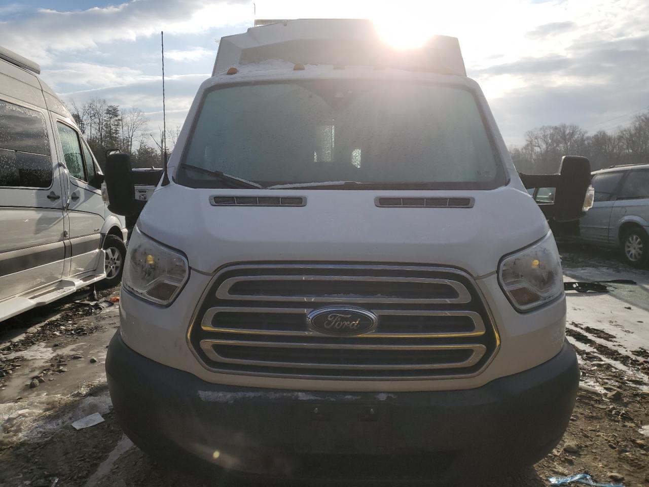 2018 Ford Transit VIN 1FDBW5PM1JKA06162 Copart auction photo, rear end damage thumbnail 5