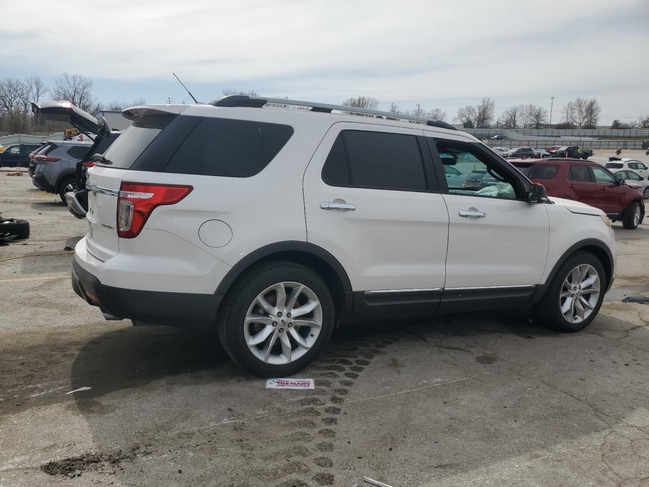 2015 Ford Explorer VIN 1FM5K7D83FGA84741 Copart auction photo, front end damage thumbnail 3