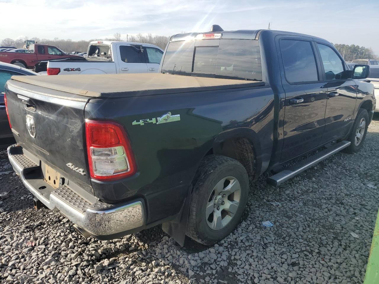 2019 RAM 1500 VIN 1C6SRFFT8KN621082 Copart auction photo, front end damage thumbnail 3