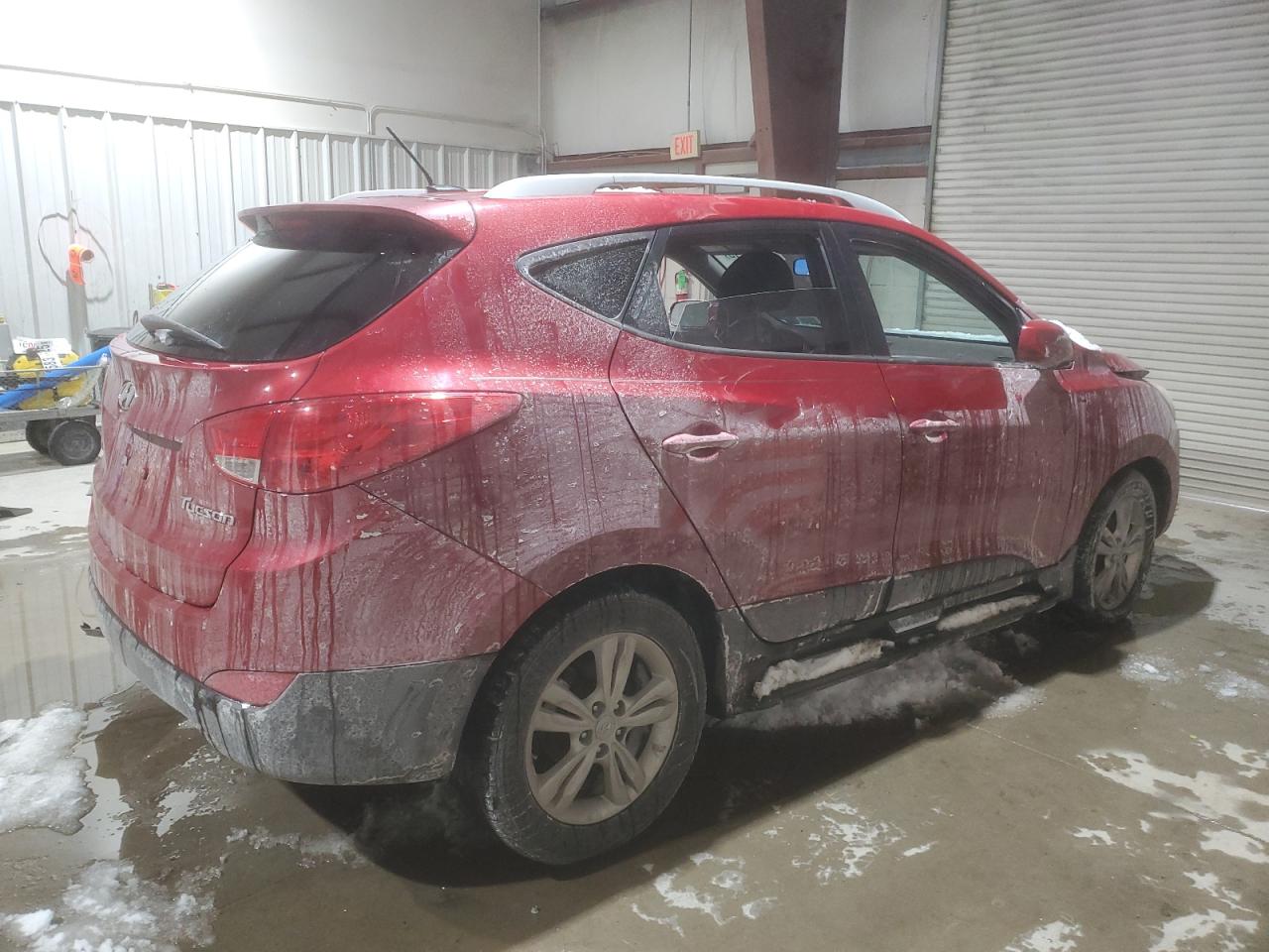 2011 Hyundai Tucson VIN KM8JU3AC2BU188191 Copart auction photo, front end / rear end damage thumbnail 3