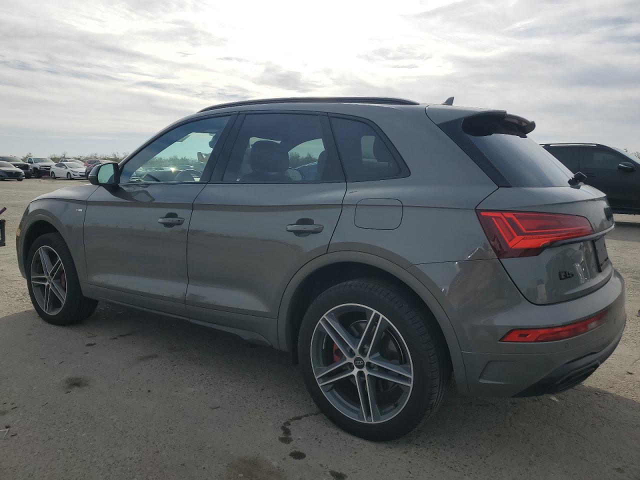 2024 Audi Q5 VIN WA1E2AFY3R2073149 Copart auction photo, undercarriage damage thumbnail 2