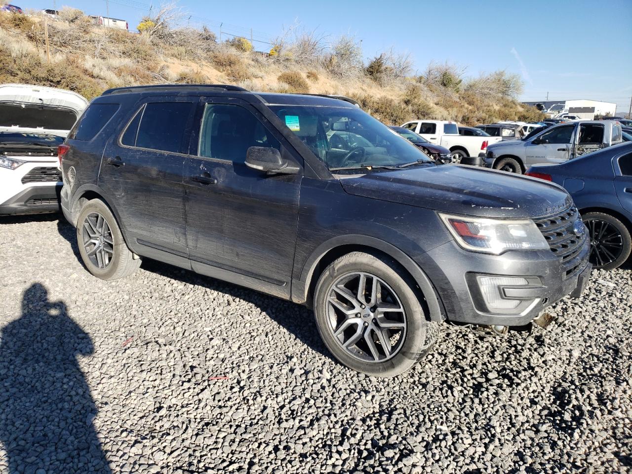 2017 Ford Explorer VIN 1FM5K8GT5HGA27742 Copart auction photo, normal wear damage thumbnail 4