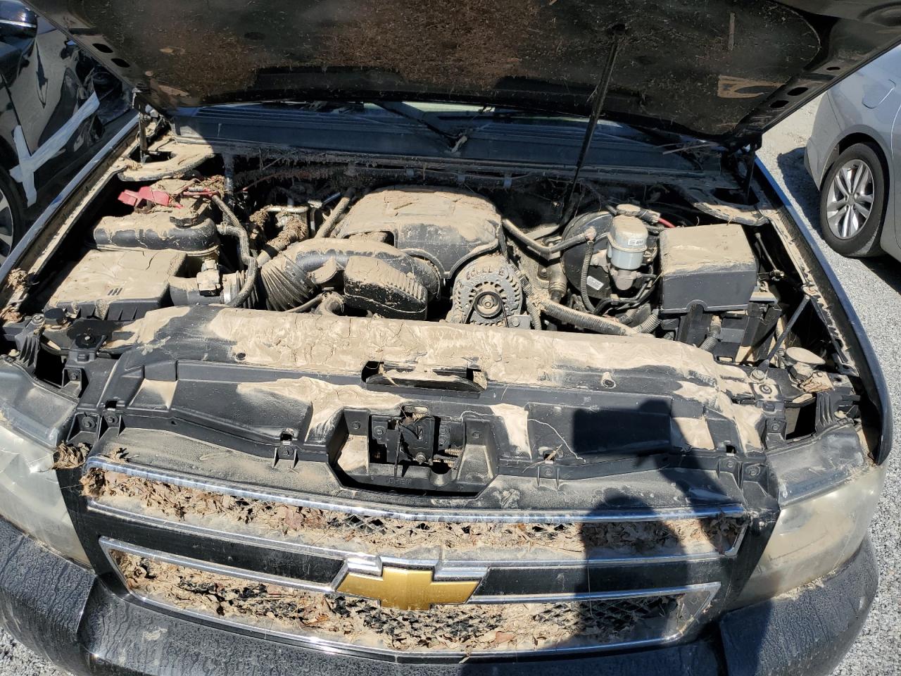 2013 Chevrolet Tahoe VIN 1GNLC2E06DR251445 Copart auction photo, water/flood damage thumbnail 11