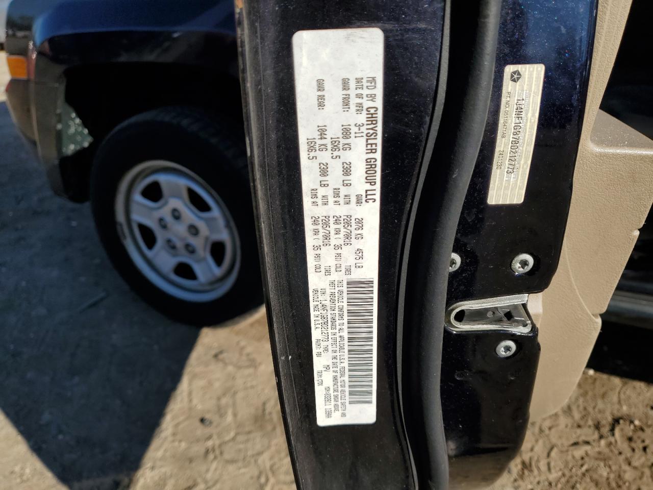 2011 Jeep Liberty (Patriot) VIN 1J4NF1GB7BD212773 Copart auction photo, rear end damage thumbnail 15
