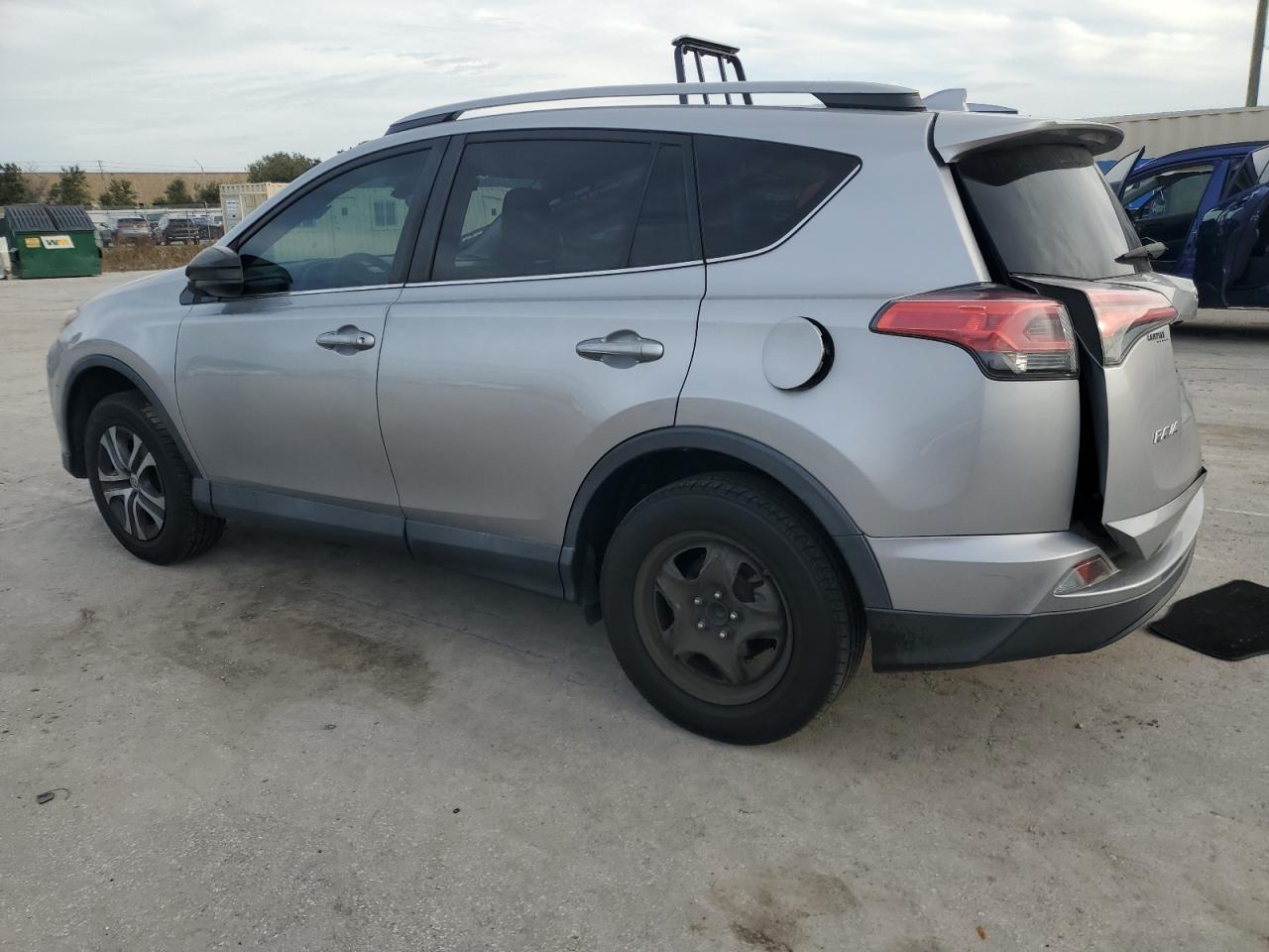 2017 Toyota RAV 4 VIN 2T3ZFREV5HW391779 Copart auction photo, rear end / undercarriage damage thumbnail 2