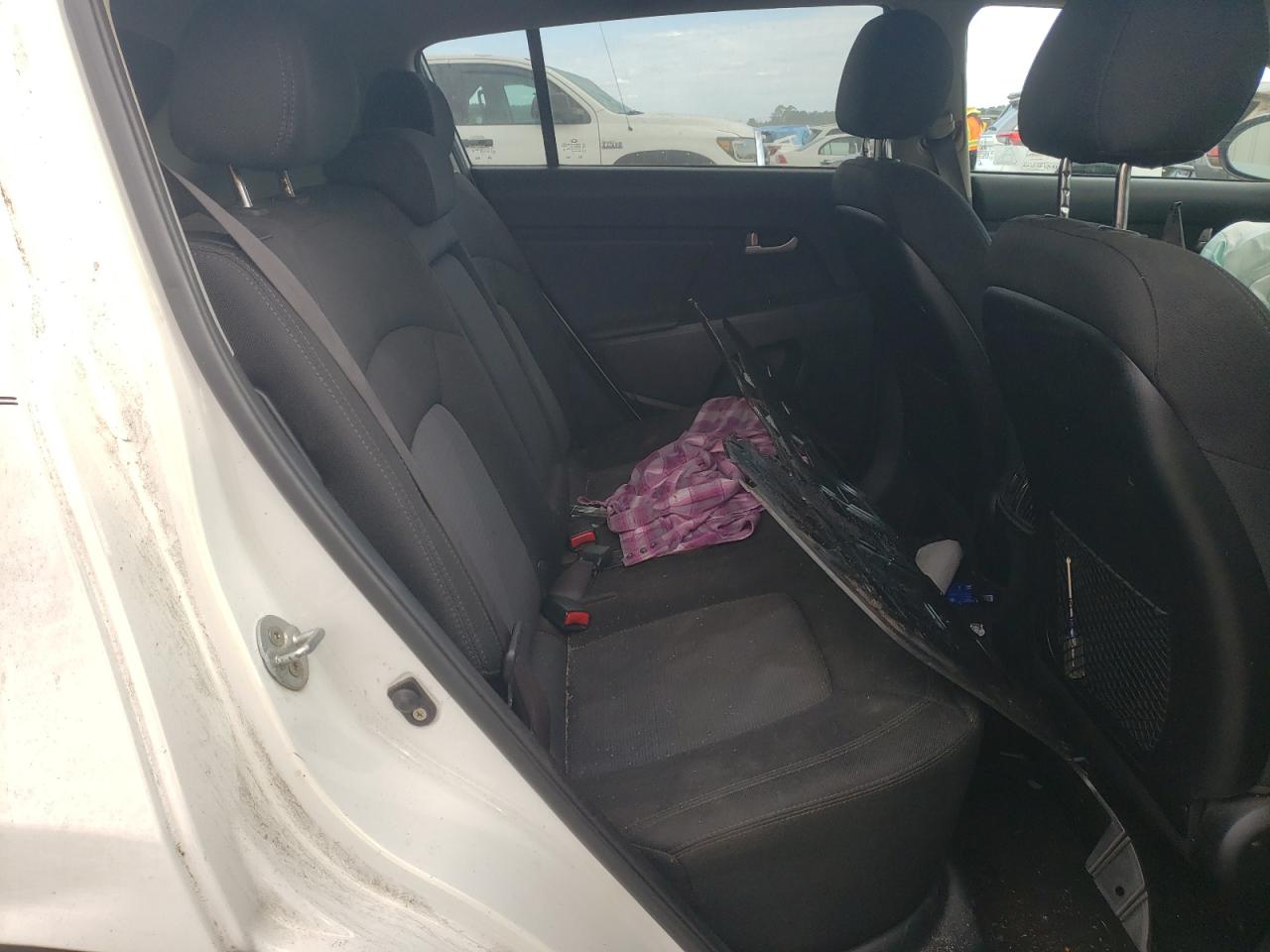 2016 KIA Sportage VIN KNDPB3AC0G7858069 Copart auction photo, front end / side damage thumbnail 11