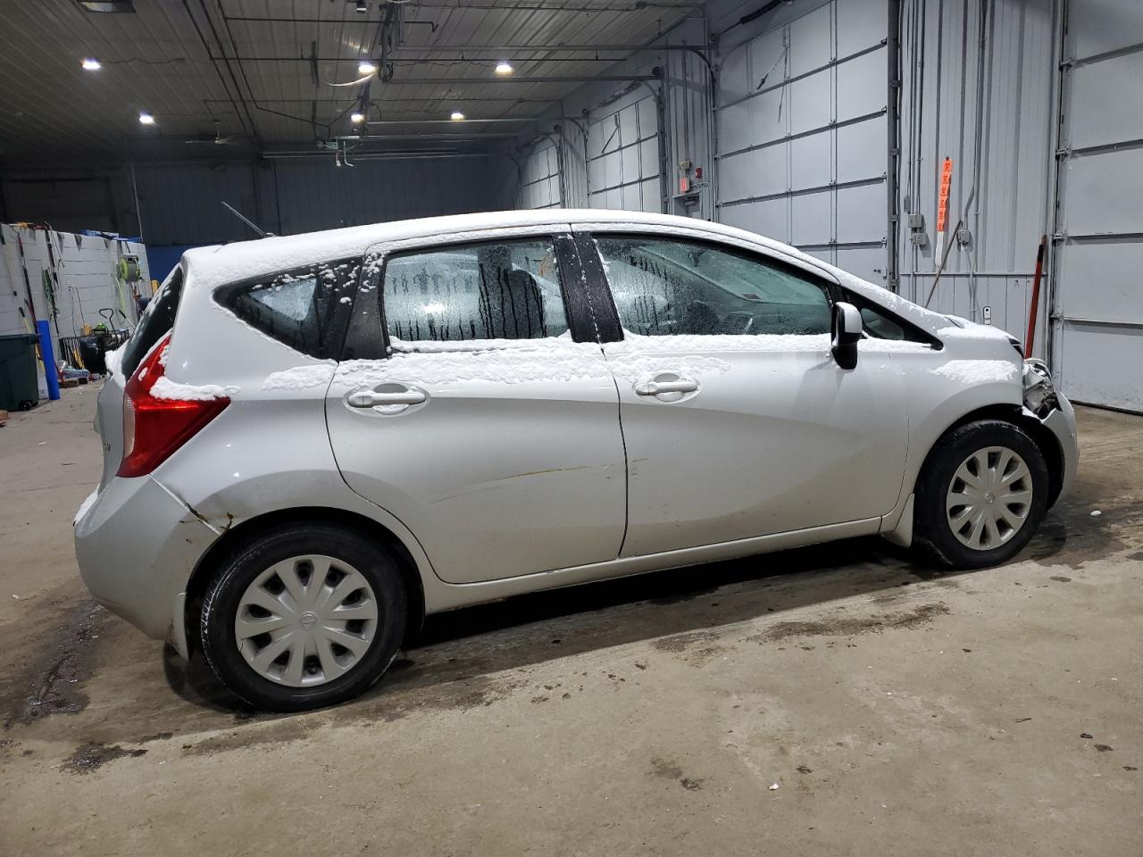 2014 Nissan Versa VIN 3N1CE2CP3EL435501 Copart auction photo, front end / minor dent/scratches damage thumbnail 3