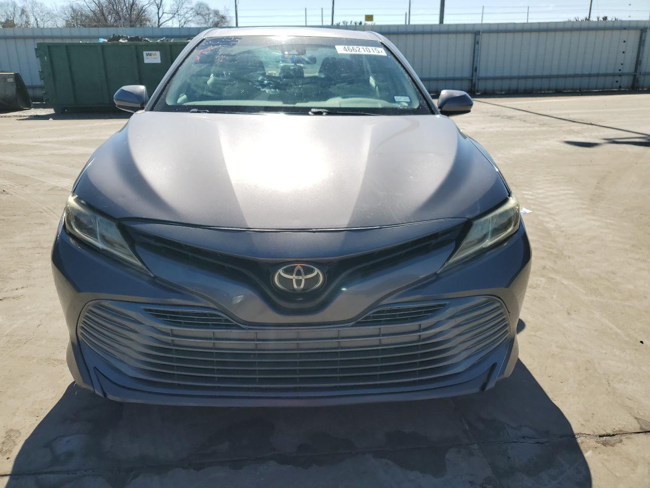 2018 Toyota Camry VIN 4T1B11HK0JU563153 Copart auction photo, side / hail damage thumbnail 5