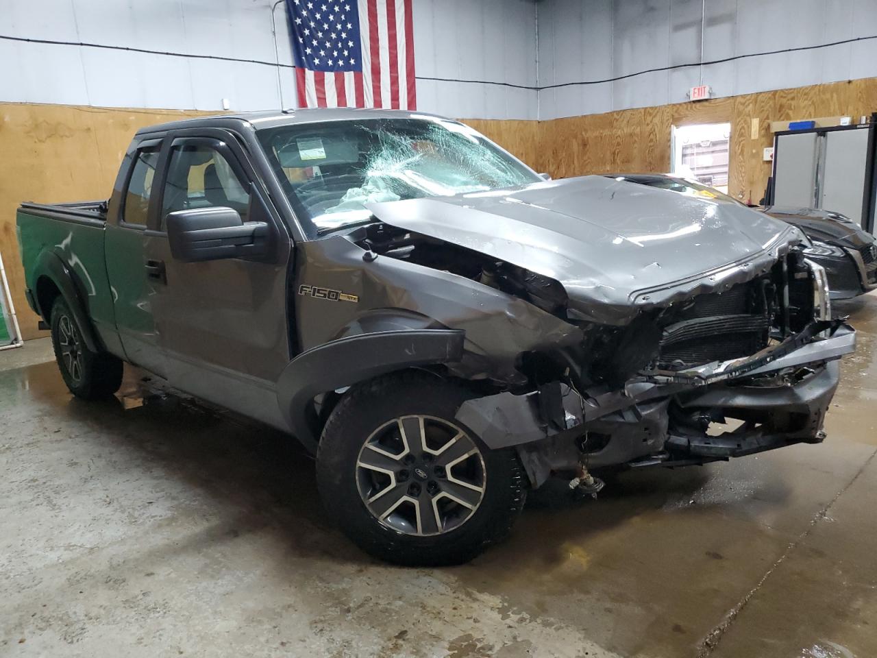 2013 Ford F-150 VIN 1FTFX1EF7DFC53067 Copart auction photo, front end / undercarriage damage thumbnail 4