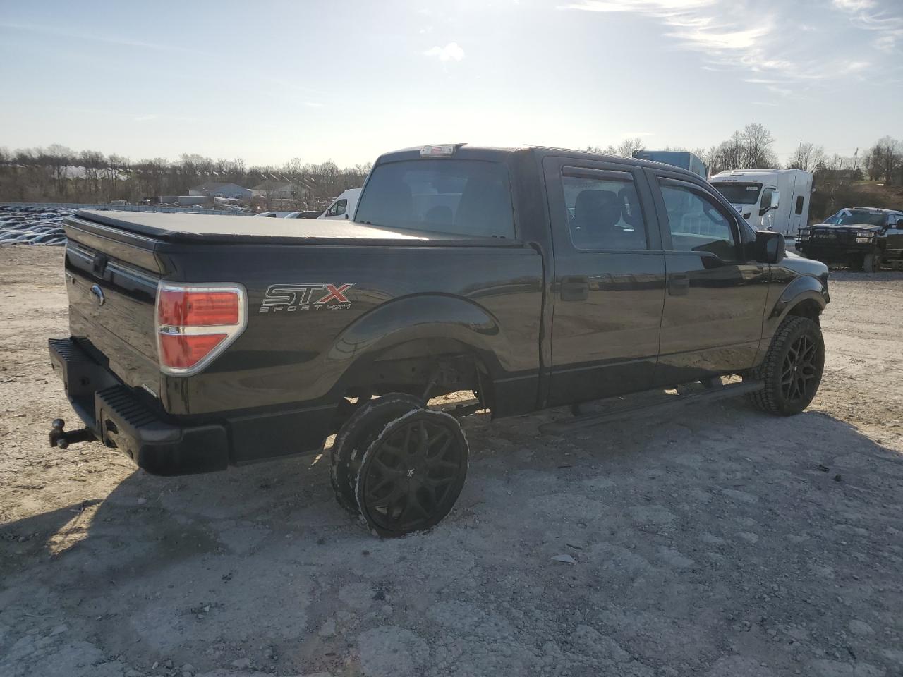 2014 Ford F-150 VIN 1FTFW1EF1EFB27775 Copart auction photo, front end / minor dent/scratches damage thumbnail 3