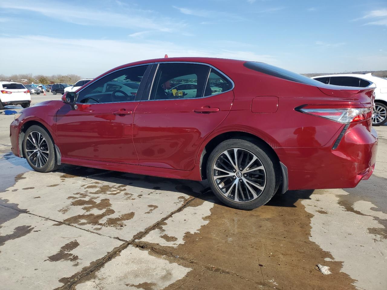 2018 Toyota Camry VIN 4T1B11HK1JU649698 Copart auction photo, front end damage thumbnail 2