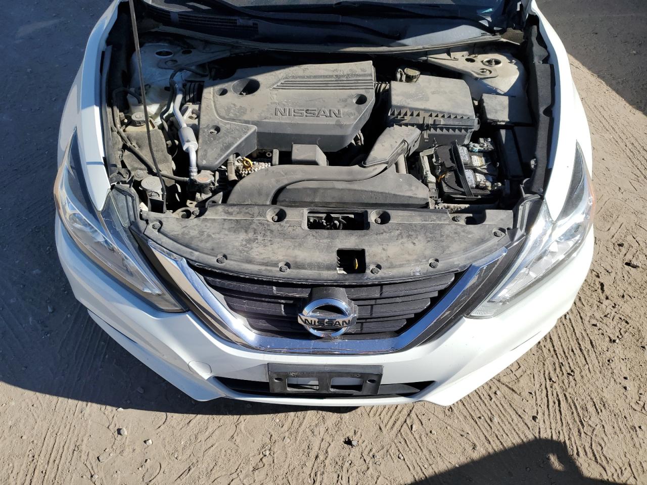 2016 Nissan Altima VIN 1N4AL3AP4GC285812 Copart auction photo, rear end damage thumbnail 11