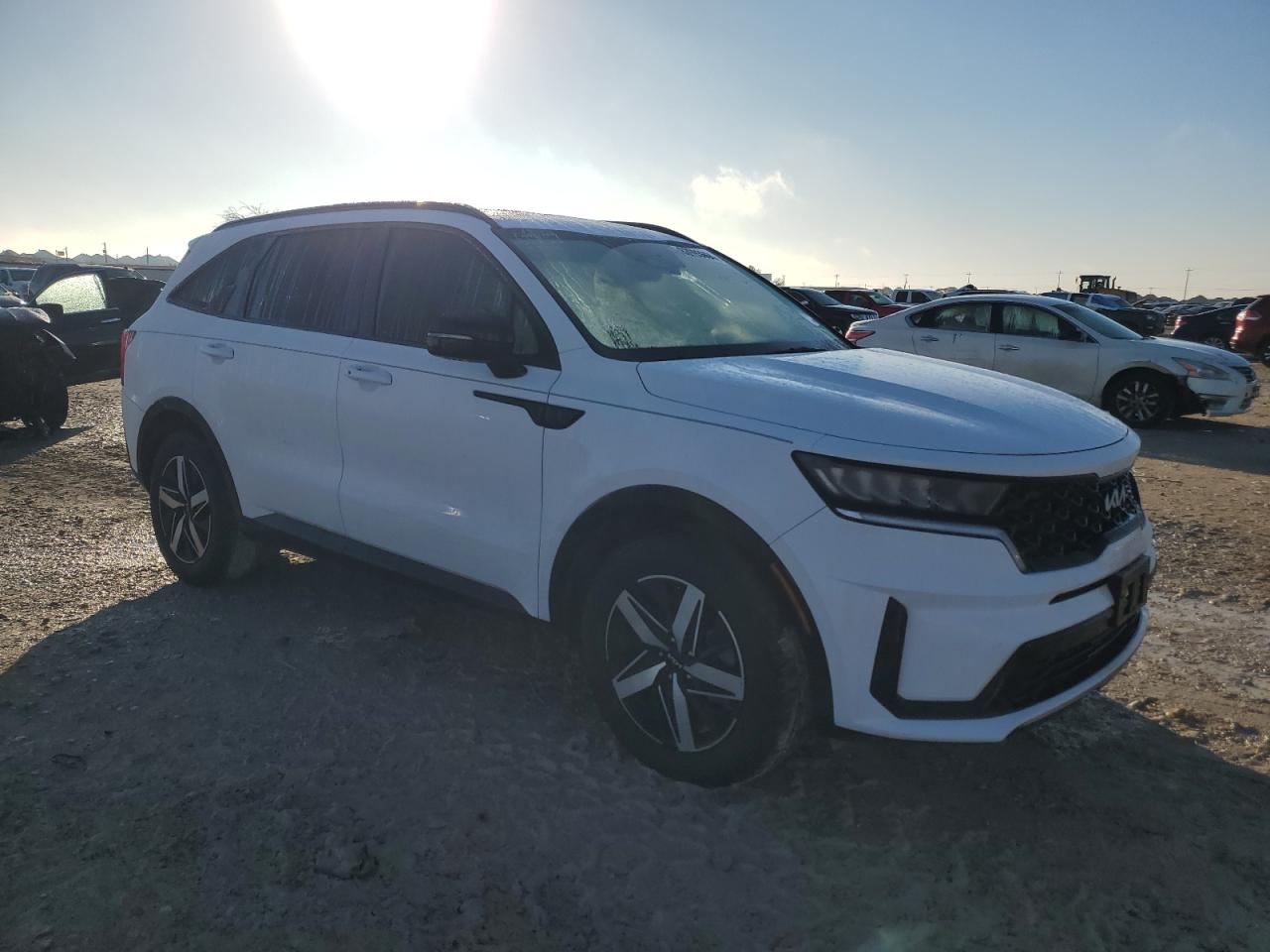 2022 KIA Sorento VIN 5XYRL4LC3NG087289 Copart auction photo, side / rear end damage thumbnail 4