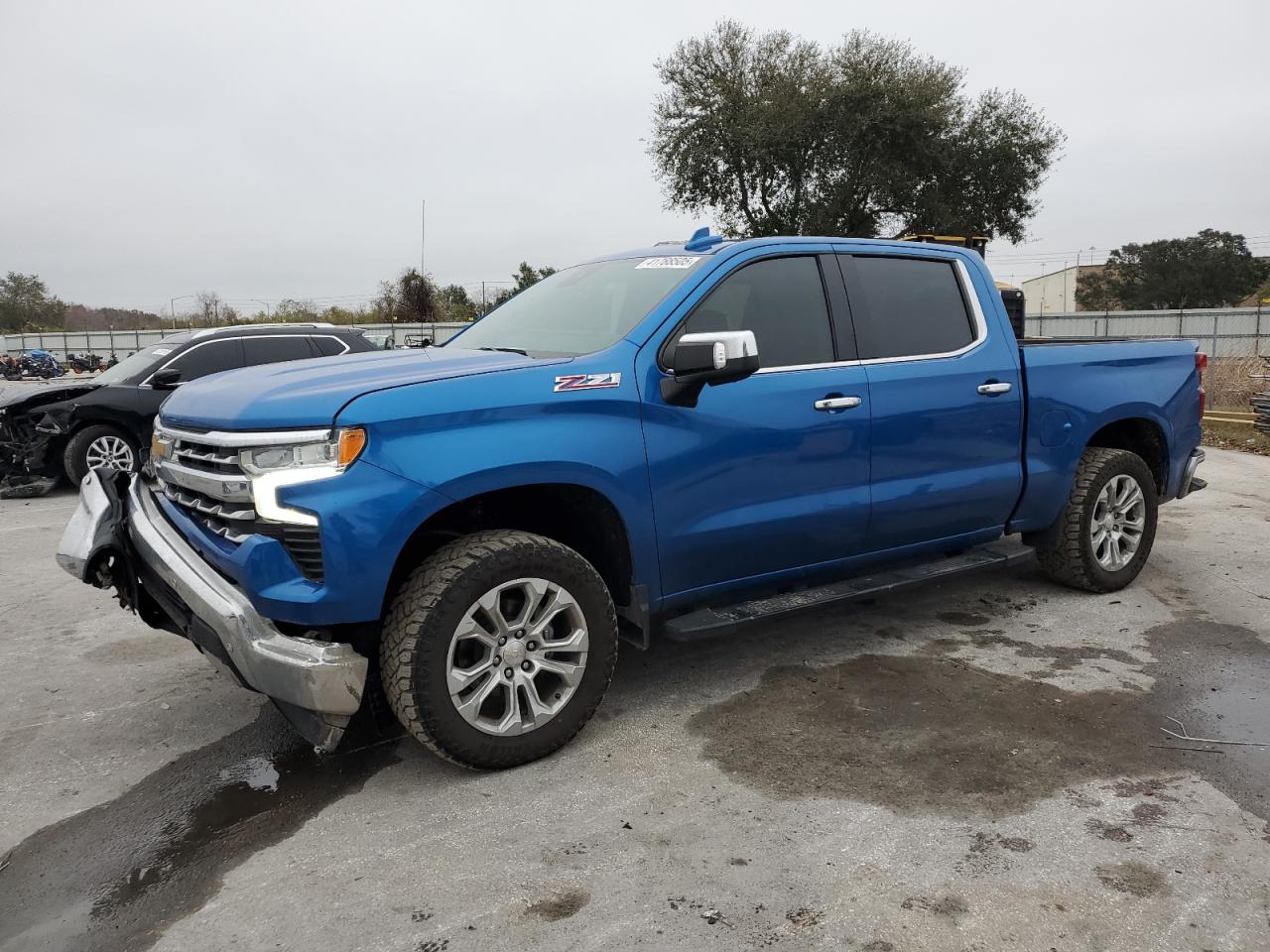 2022 Chevrolet Silverado VIN 1GCUDGED2NZ555304