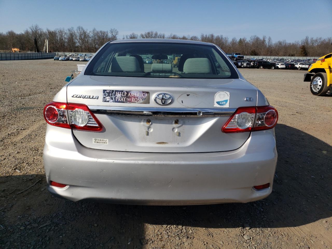 2011 Toyota Corolla VIN 2T1BU4EEXBC705356 Copart auction photo, front end / side damage thumbnail 6