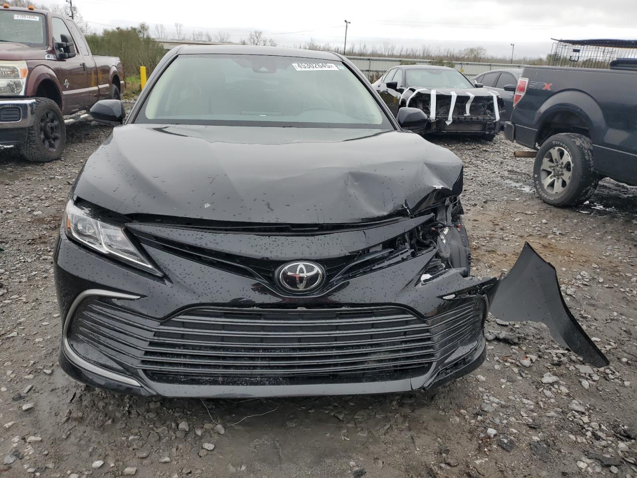 2022 Toyota Camry VIN 4T1C11AK5NU067317 Copart auction photo, front end damage thumbnail 5