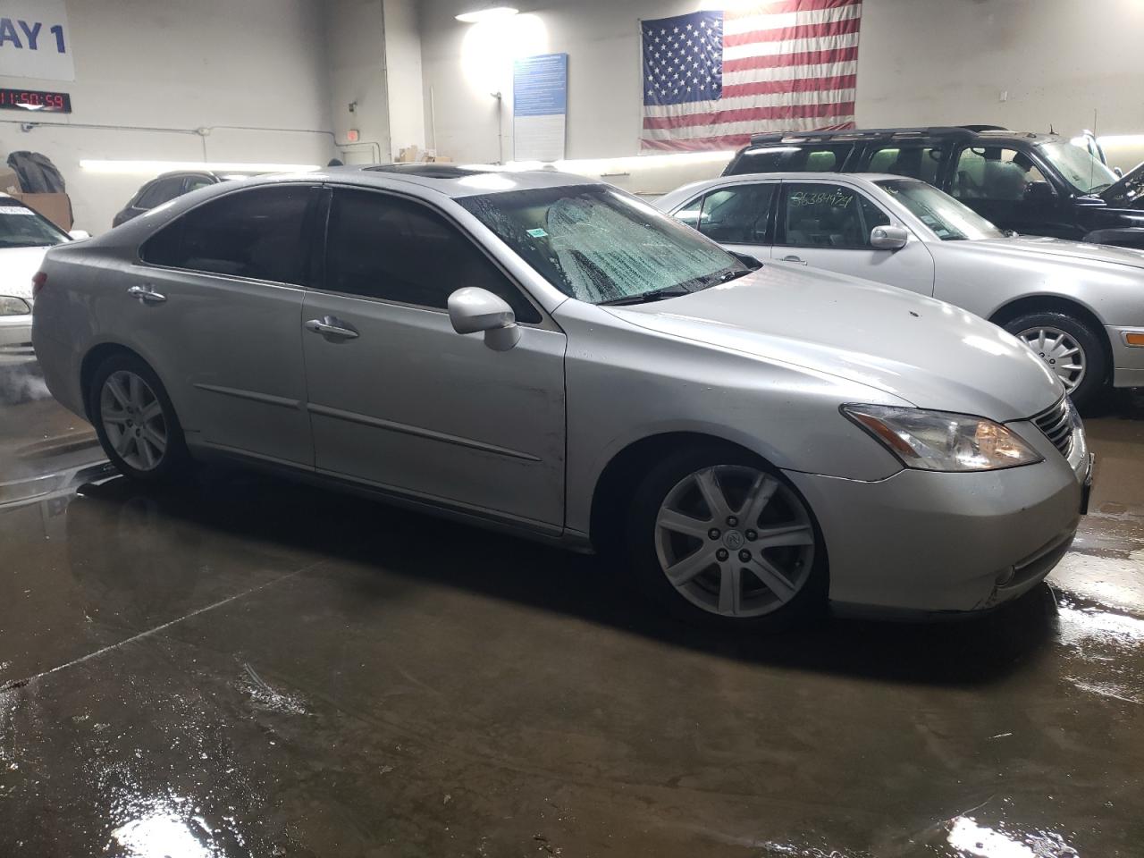 2009 Lexus ES VIN JTHBJ46G992307331 Copart auction photo, side / minor dent/scratches damage thumbnail 4