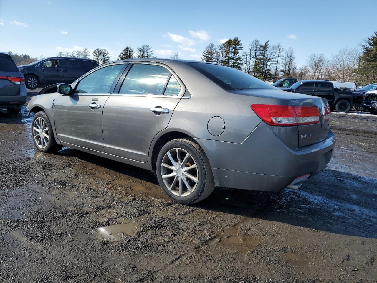2011 Lincoln MKZ VIN 3LNHL2GC4BR767371 Copart auction photo, front end / minor dent/scratches damage thumbnail 2