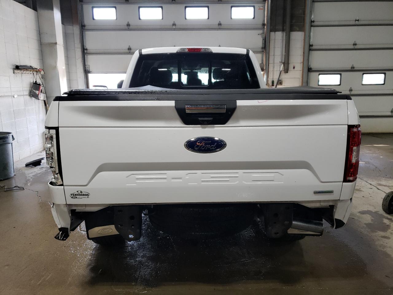 2019 Ford F-150 VIN 1FTFW1E48KKD72977 Copart auction photo, front end / side damage thumbnail 6
