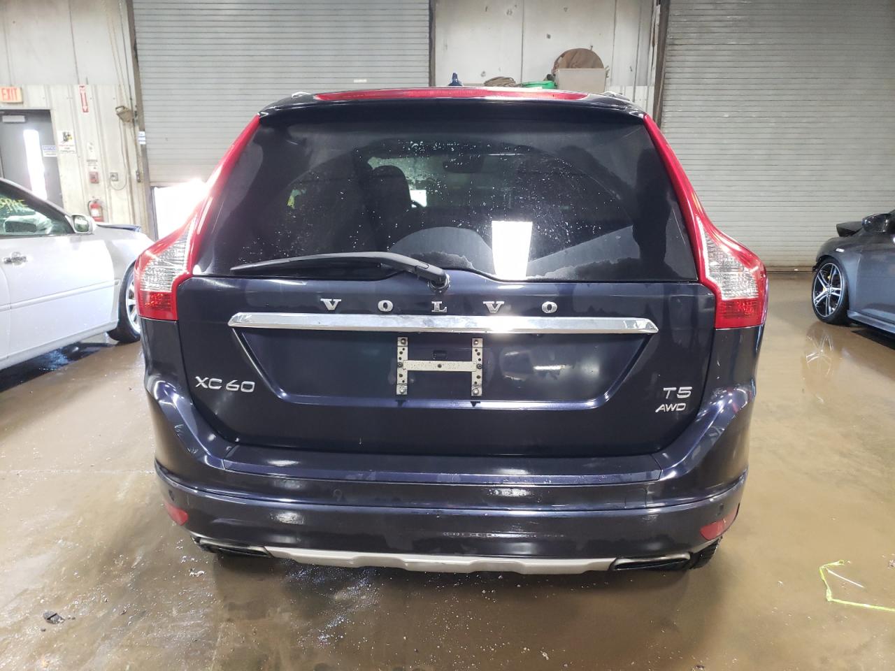 2016 Volvo XC60 VIN YV4612RK3G2822696 Copart auction photo, front end damage thumbnail 6