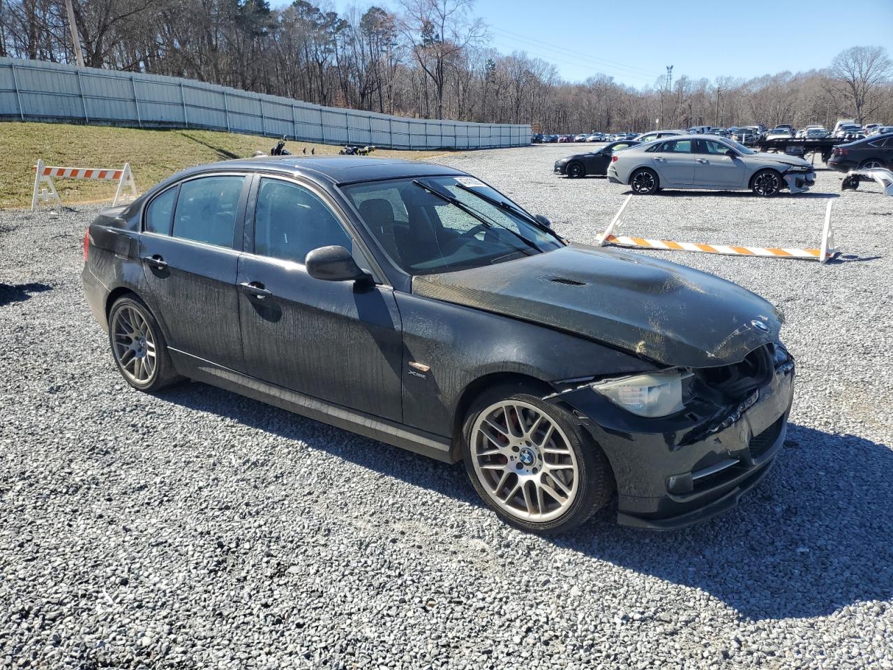 2011 BMW 3er VIN WBAPL5C55BA920565 Copart auction photo, front end / side damage thumbnail 4