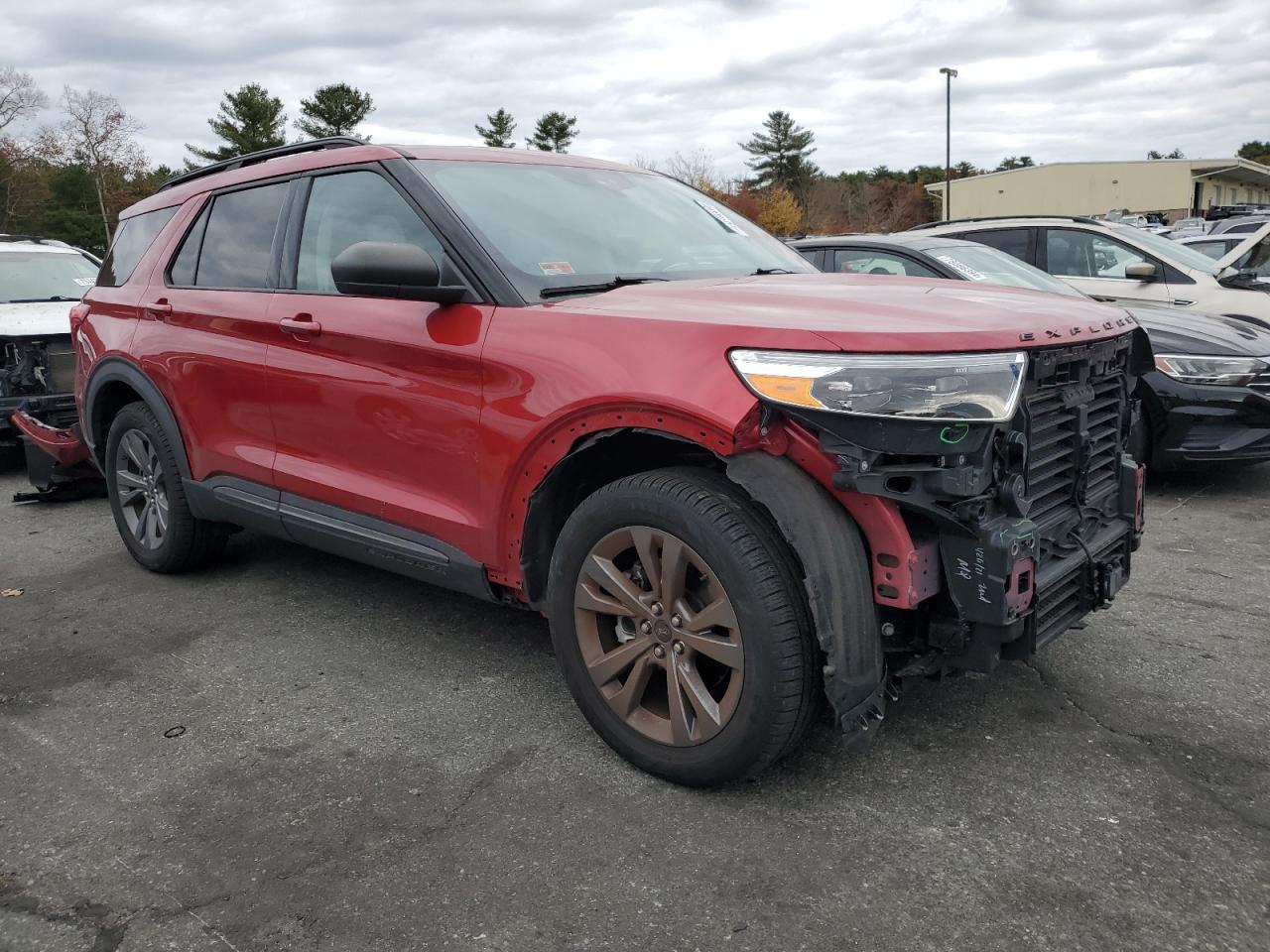 2021 Ford Explorer VIN 1FMSK8DH7MGA98616 Copart auction photo, front end / minor dent/scratches damage thumbnail 4