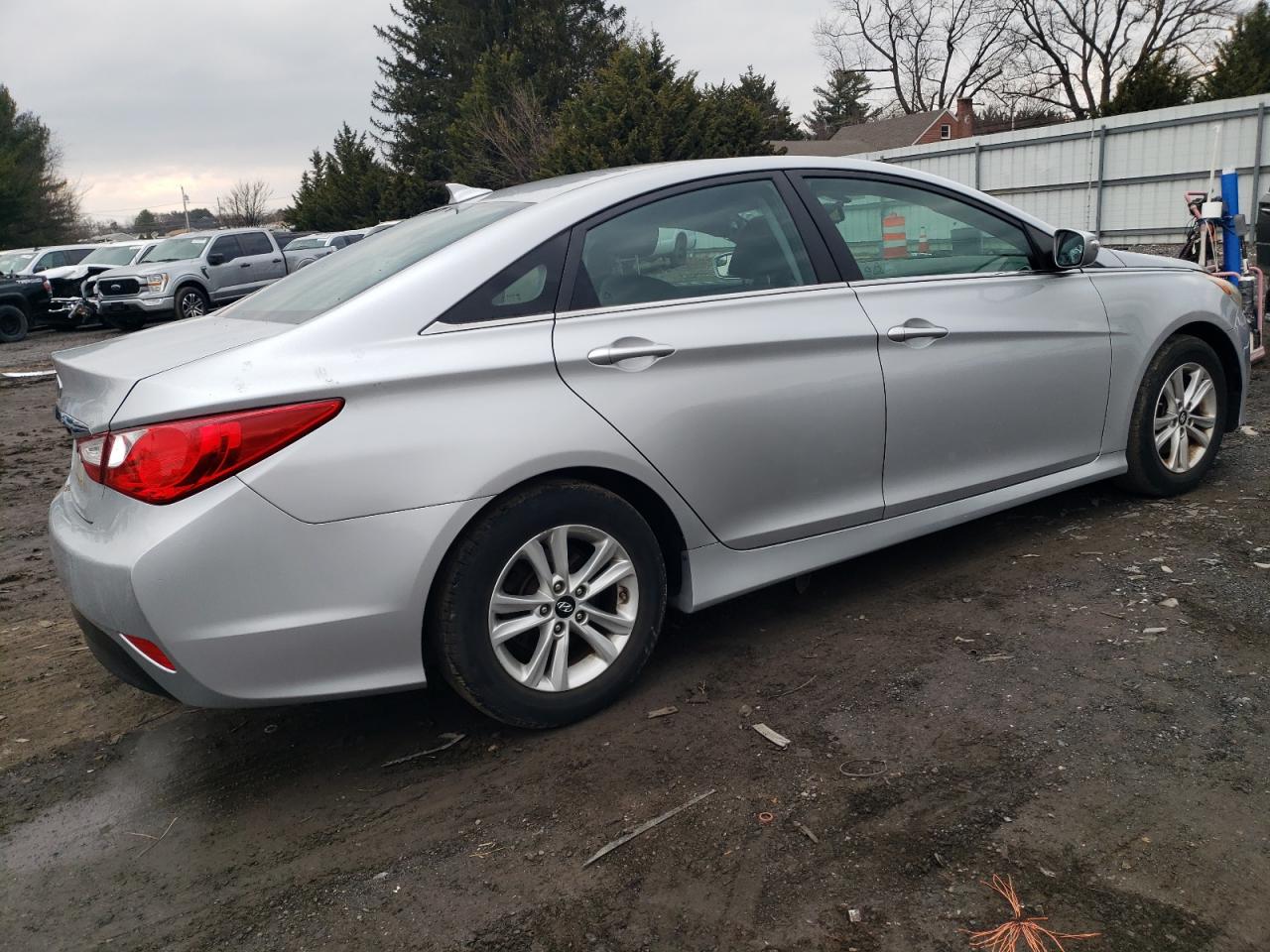 2014 Hyundai Sonata VIN 5NPEB4ACXEH833217 Copart auction photo, side / minor dent/scratches damage thumbnail 3