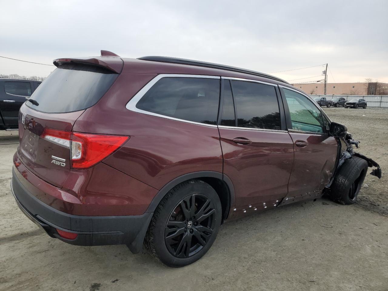 2022 Honda Pilot VIN 5FNYF6H2XNB027337 Copart auction photo, front end / side damage thumbnail 3