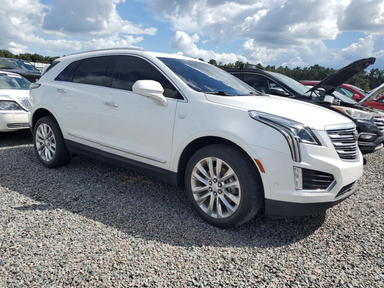 2019 Cadillac XT5 VIN 1GYKNERS0KZ192427 Copart auction photo, water/flood damage thumbnail 4