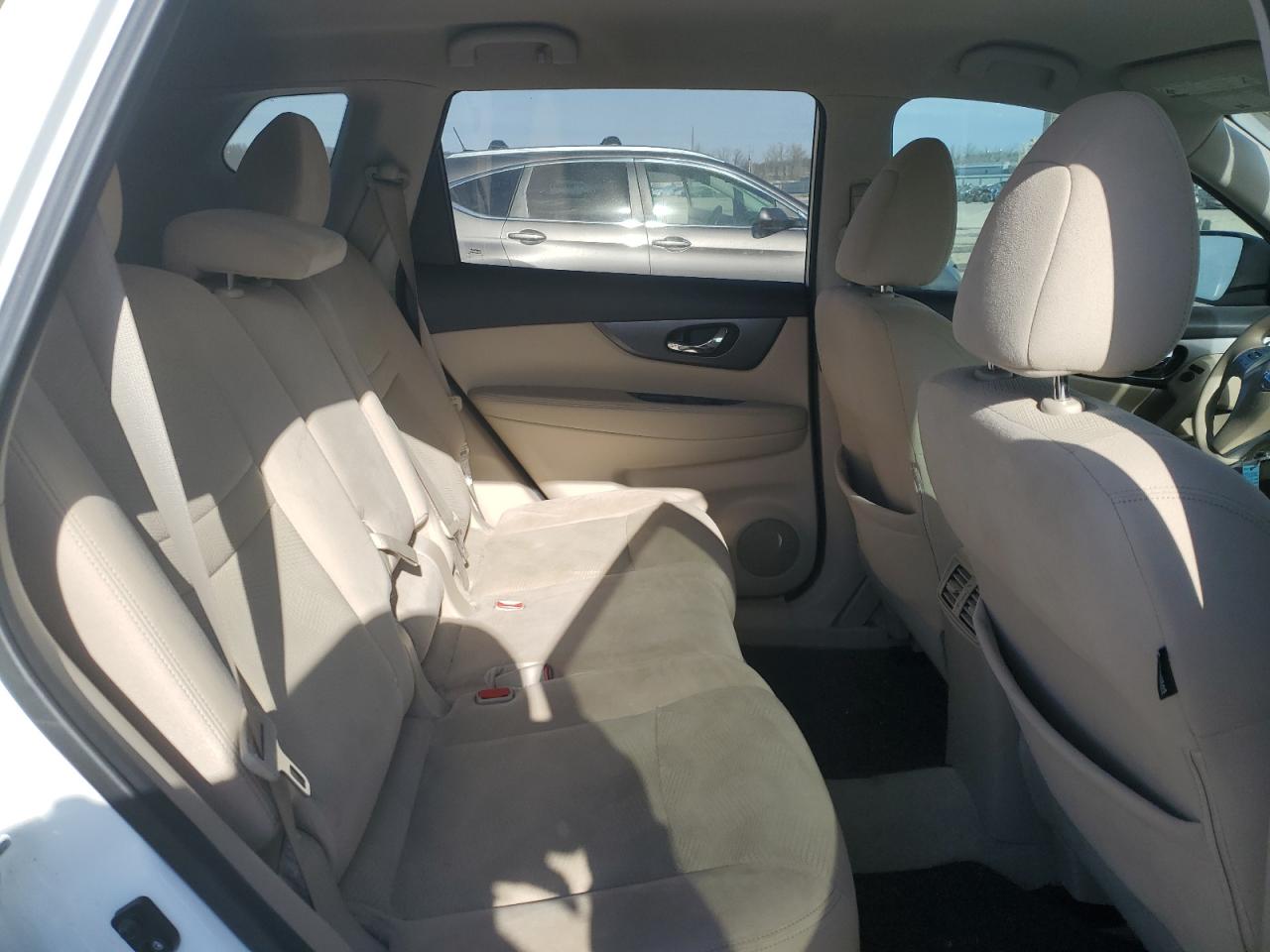 2015 Nissan Rogue VIN 5N1AT2MT5FC850513 Copart auction photo, normal wear damage thumbnail 10