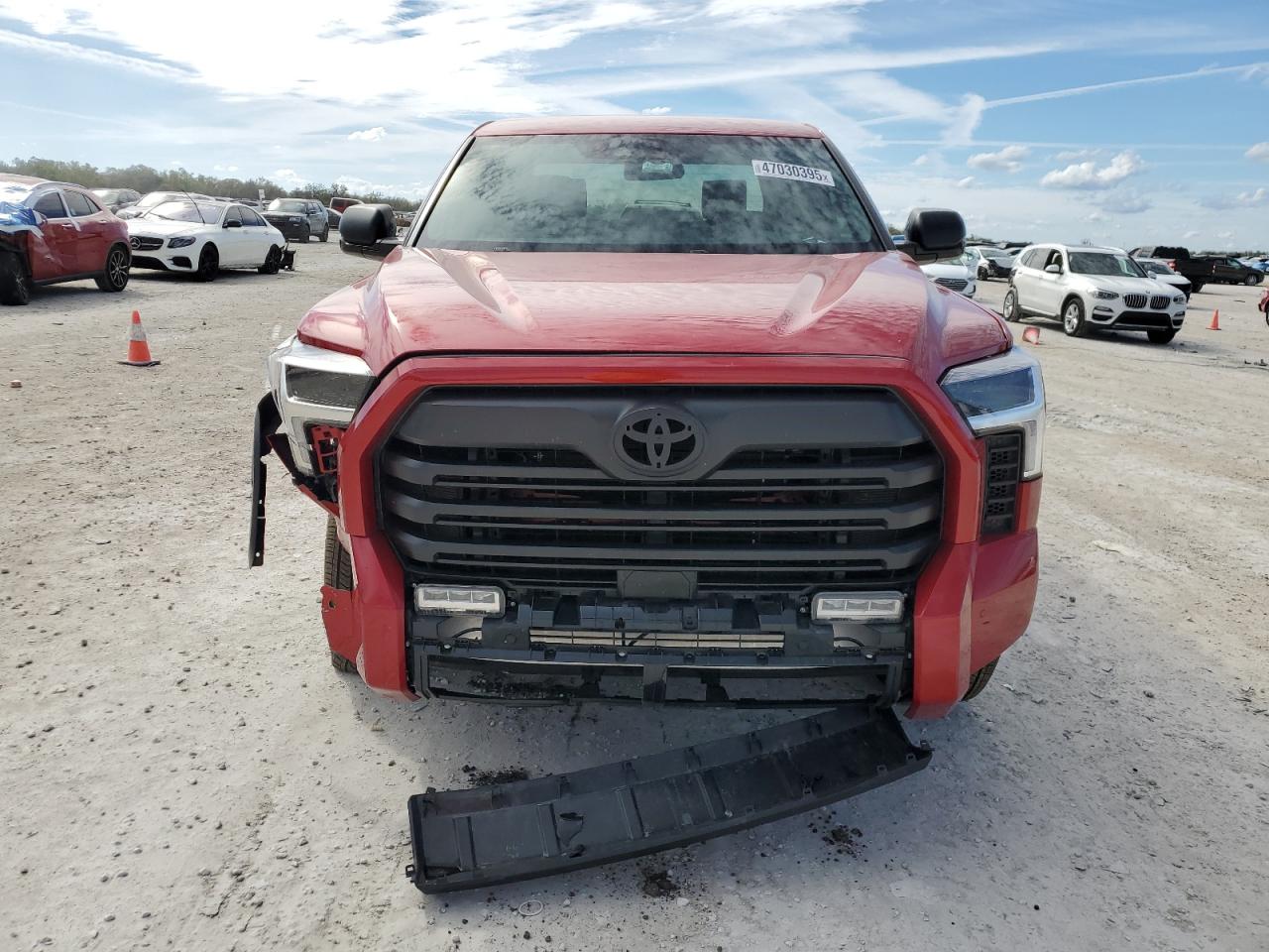 2025 Toyota Tundra VIN 5TFLA5DB7SX239686 Copart auction photo, front end / minor dent/scratches damage thumbnail 5