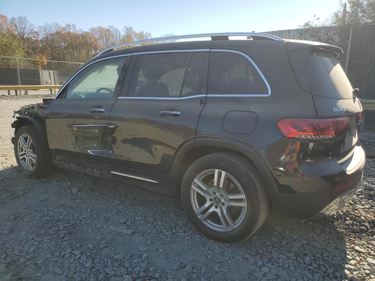 2021 Mercedes-Benz GLB VIN W1N4M4HB3MW080635 Copart auction photo, front end damage thumbnail 2