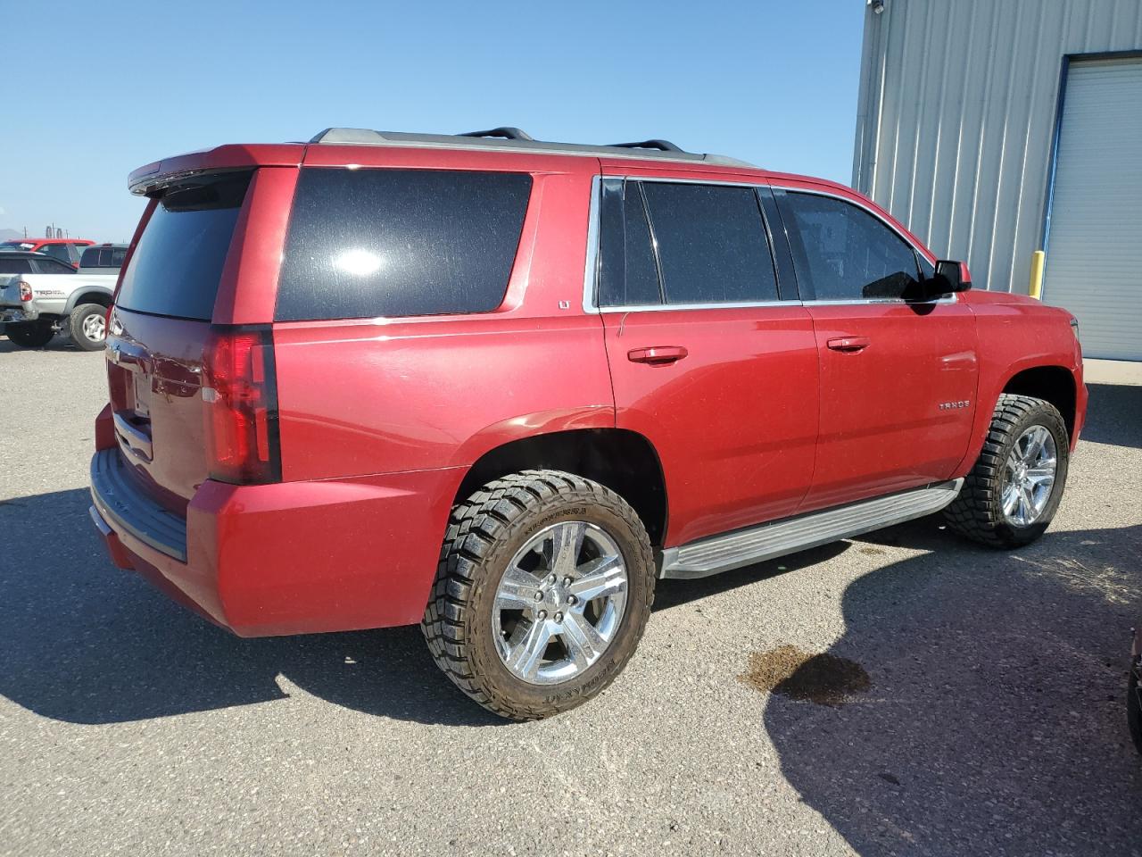 2015 Chevrolet Tahoe VIN 1GNSKBKC1FR671503 Copart auction photo, minor dent/scratches damage thumbnail 3