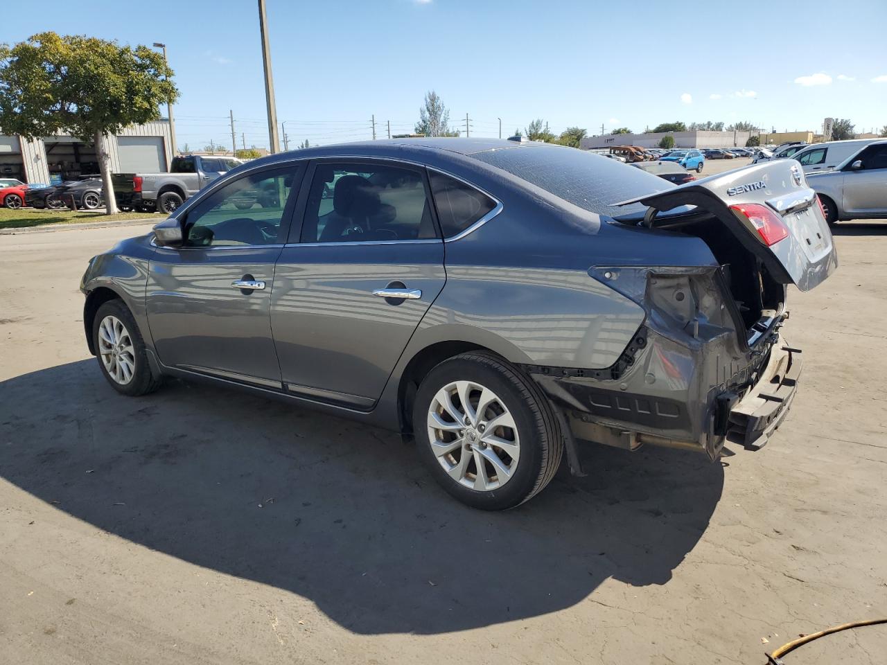 2018 Nissan Sentra VIN 3N1AB7APXJL646625 Copart auction photo, front end / rear end damage thumbnail 2