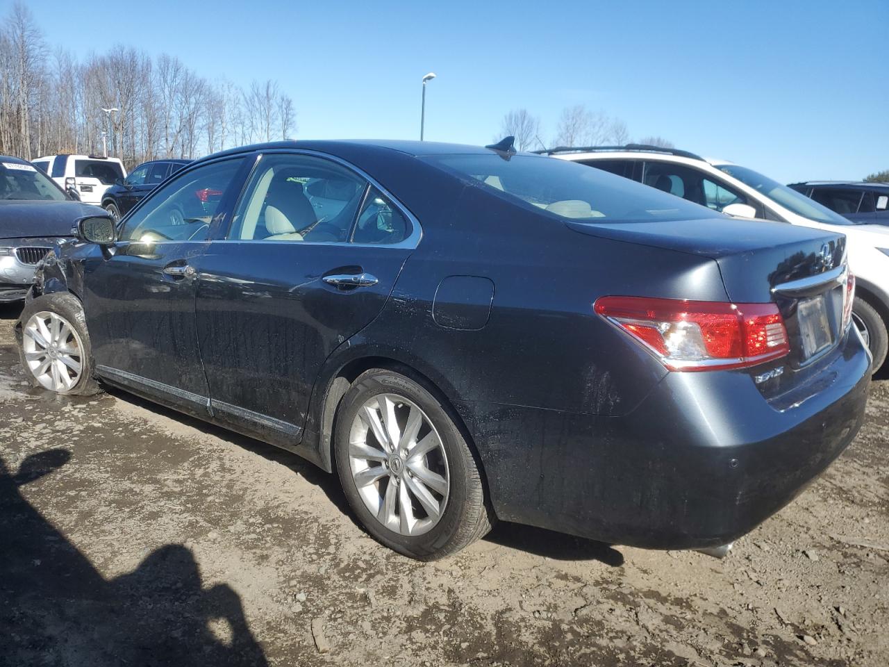 2010 Lexus ES VIN JTHBK1EG4A2352436 Copart auction photo, side / minor dent/scratches damage thumbnail 2