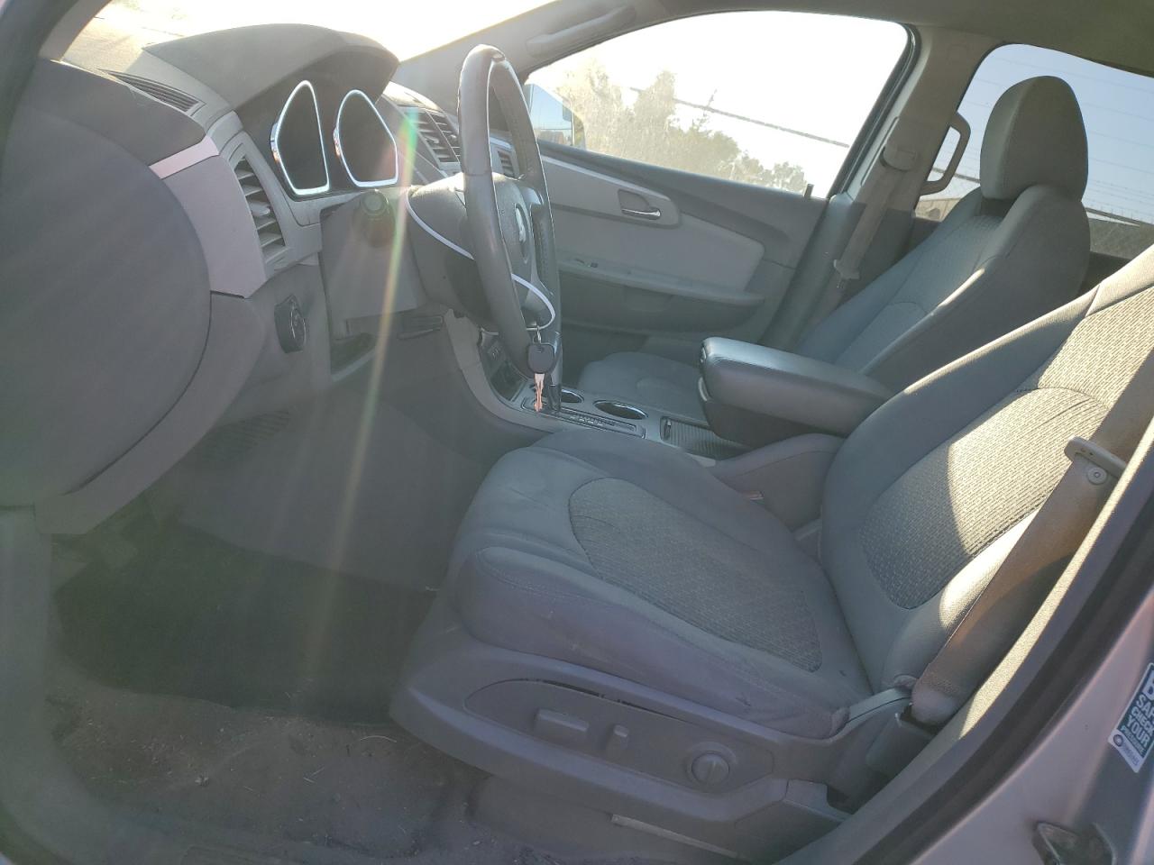 2010 Chevrolet Traverse VIN 1GNLRFED2AJ200608 Copart auction photo, top/roof / rear end damage thumbnail 7
