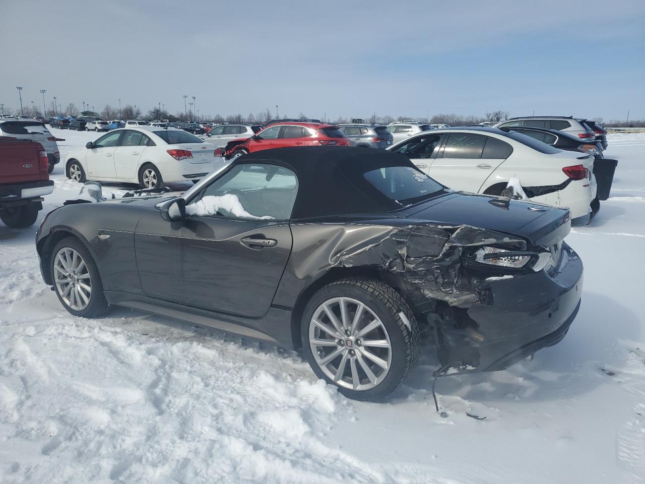 2017 Fiat 124 Spider VIN JC1NFAEK4H0124592 Copart auction photo, front end / rear end damage thumbnail 2